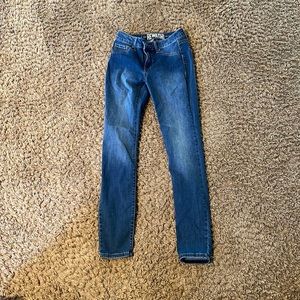 Rewash Jeans.